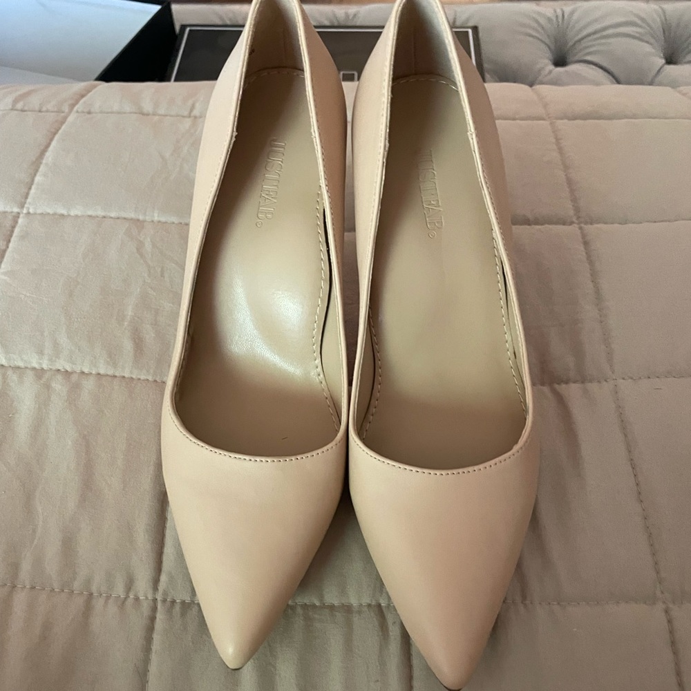 Nude heels. Gently worn, look brand new!